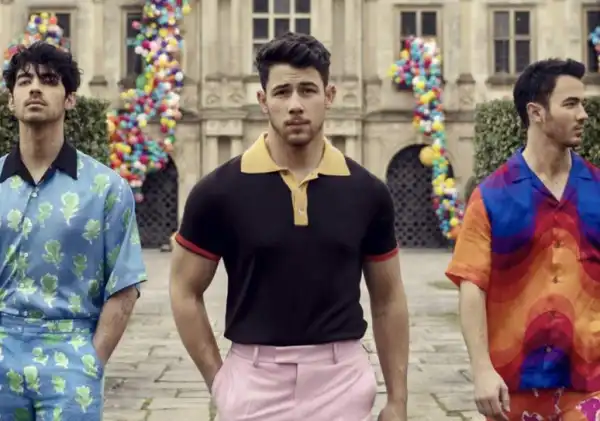 Instrumental: Jonas Brothers - Sucker
